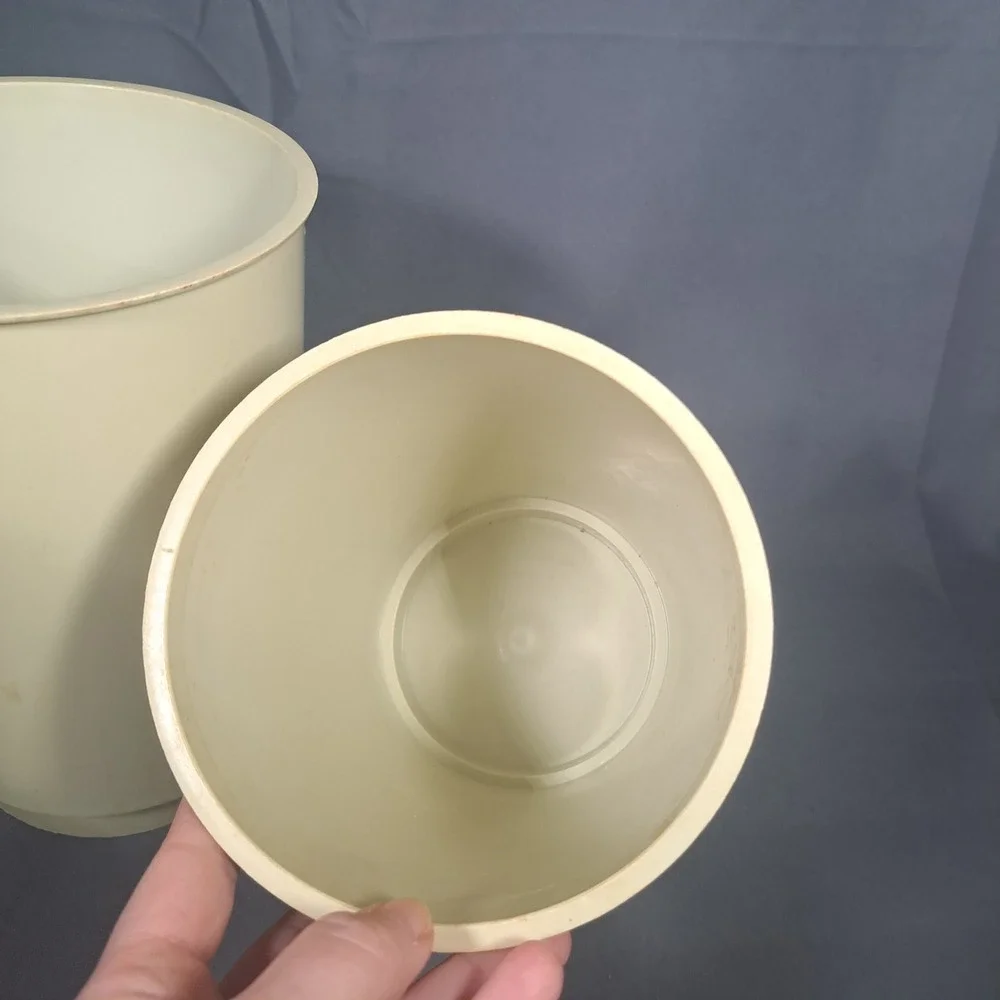 VTG Retro 70s Kitchen Plastic Nesting Canister Set No Lids Kitsch Decor